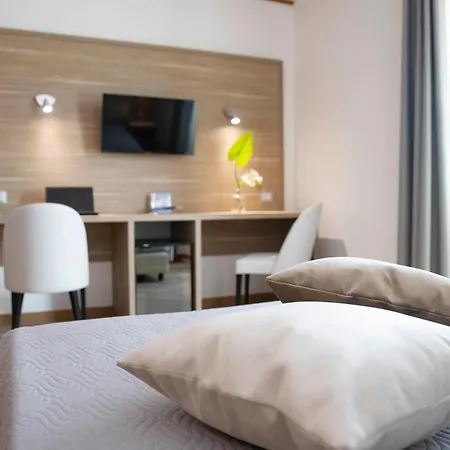 Pegasus Hotel 3*