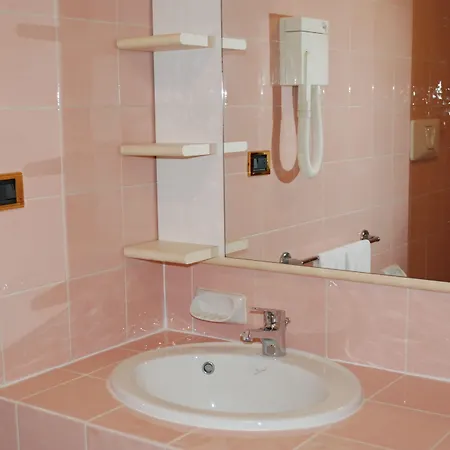 Pegasus Hotel 3*